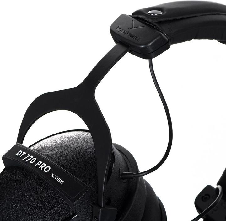 Produktbild Beyerdynamic DT 770 Pro (keine Geräuschunterdrückung, Kabelgebunden)