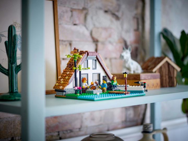 Actual product image LEGO Cosy house (31139, LEGO Creator 3-in-1)