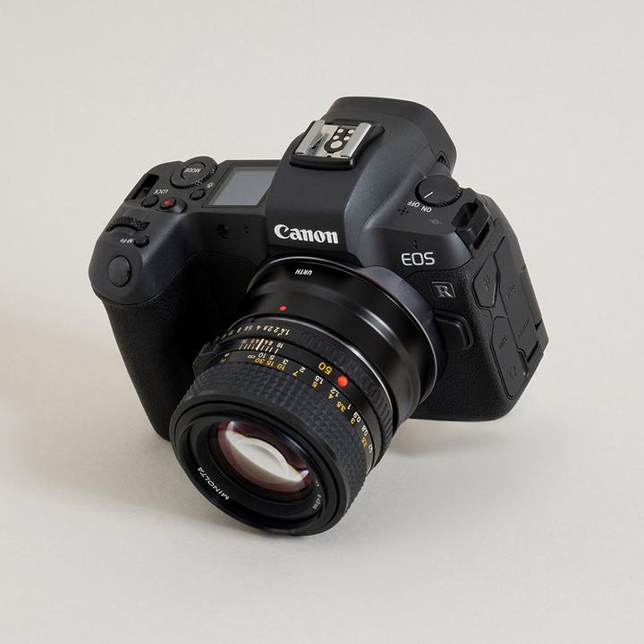 Immagine prodotto Urth Adattatore per obiettivo: Compatibile con gli obiettivi Minolta Rokkor (SR / MD / MC) e i corpi