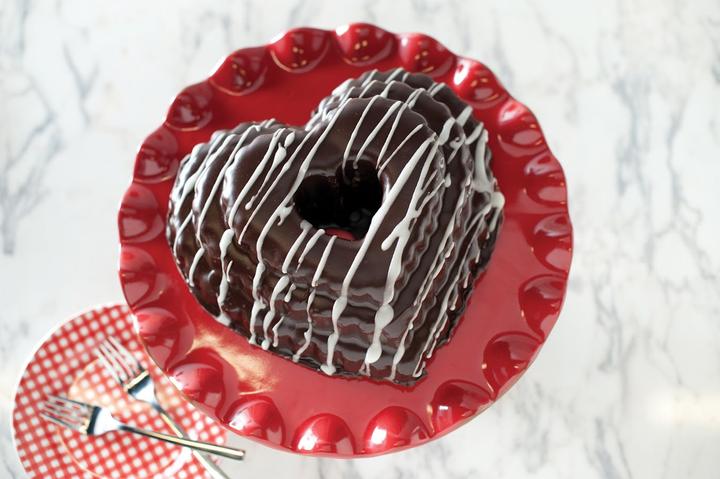 Image du produit Nordic Ware Etagen-Herz-Gugelhupfform