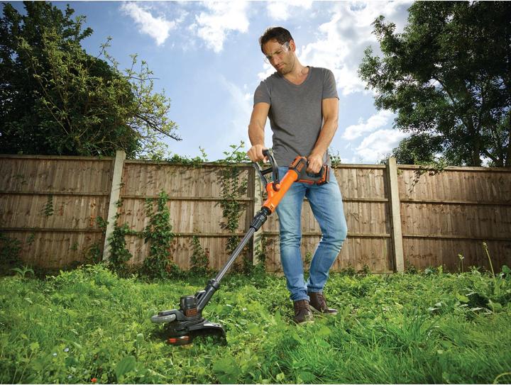 Actual product image Black & Decker Stc1820epc (Trim line)
