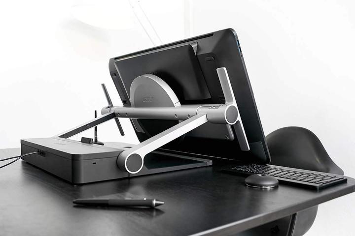 Actual product image Wacom Cintiq Pro 24 Ergo Stand