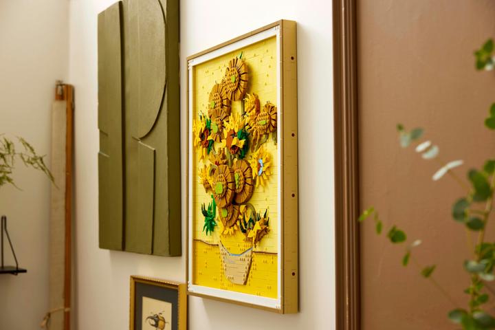 Image du produit LEGO Vincent van Gogh - Tournesols (31215, LEGO DC, LEGO difficiles à trouver)
