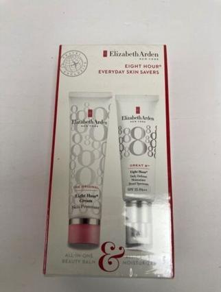 Actual product image Elizabeth Arden Eight Hour Skin Protectant & Daily Moisturiser 2 Piece Set
