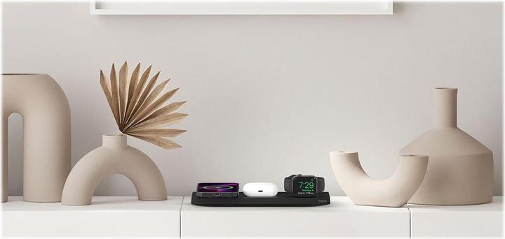 Actual product image Belkin BoostCharge Pro 3-in-1 (15 W)