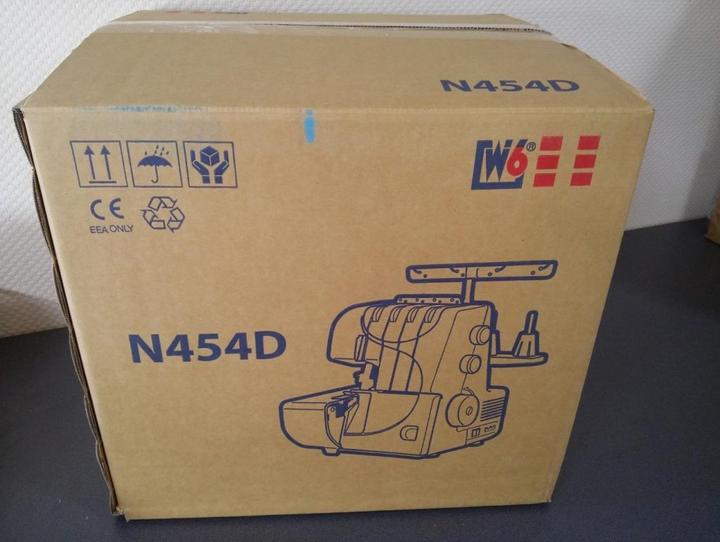 Produktbild W6 Overlock Nähmaschine N 454D