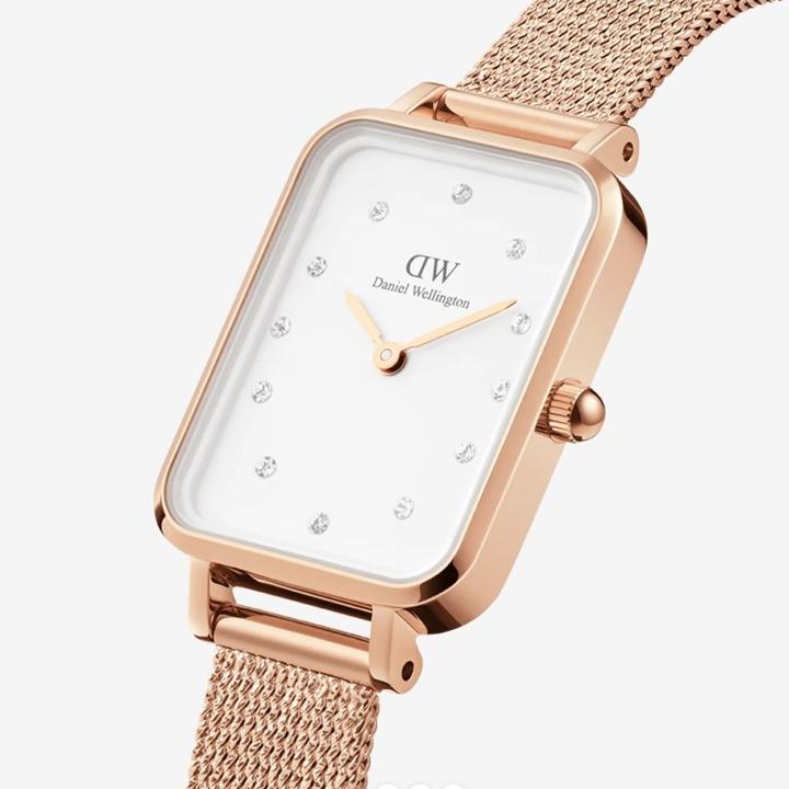 Actual product image Daniel Wellington Quadro Lumine Pressed Melrose (Analogue wristwatch, 20 mm)