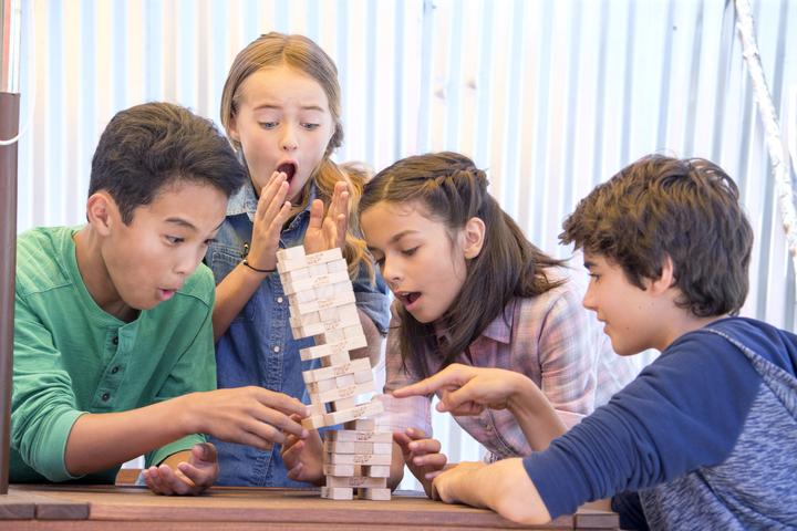 Actual product image Hasbro Gaming Jenga Classic (French, Italian, German)