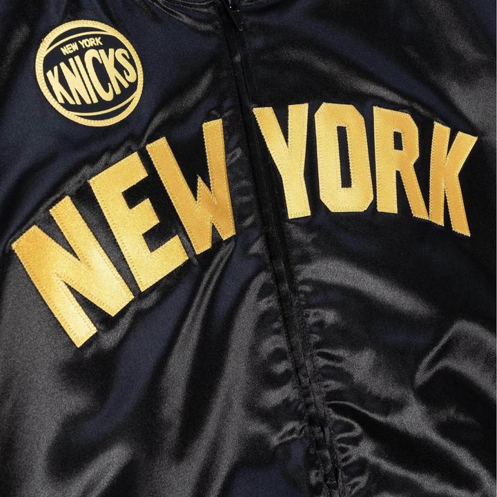 Produktbild Mitchell & Ness M&N Big Face 4.0 Satin Jacke - NBA New York Knicks - S (S)