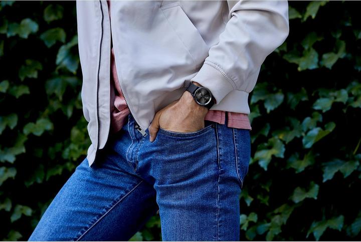 Image du produit Garmin Vivomove Trend (40 mm)