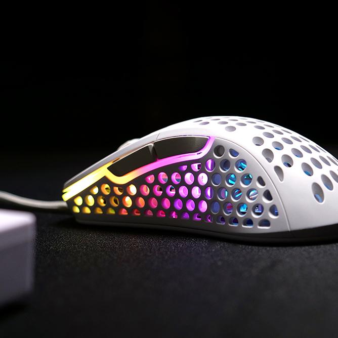 Produktbild CHERRY xtrfy M4 (Kabelgebunden)