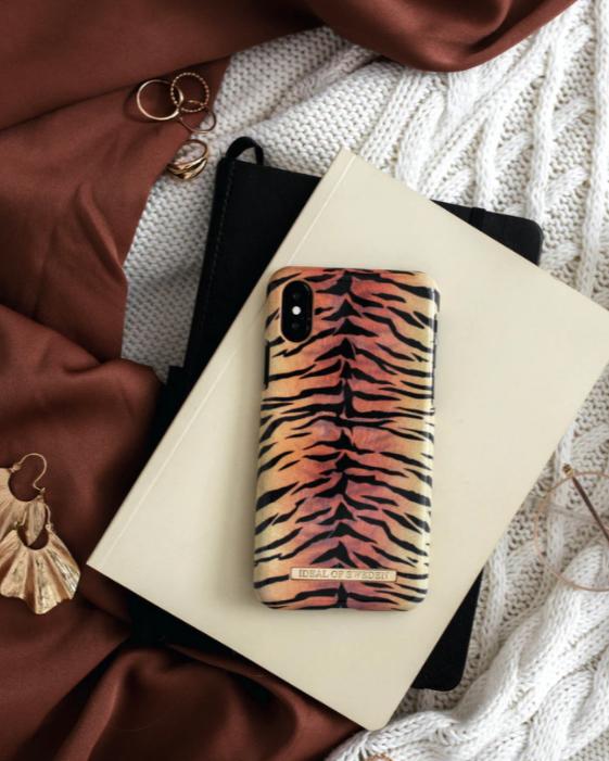 Actual product image iDeal Of Sweden Cover Sunset Tiger (Apple iPhone 11 Pro Max)