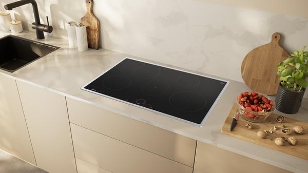 Image du produit Neff N 70, Table de cuisson à induction, 80 cm, noir, Avec cadre en applique, T58SHF1L0