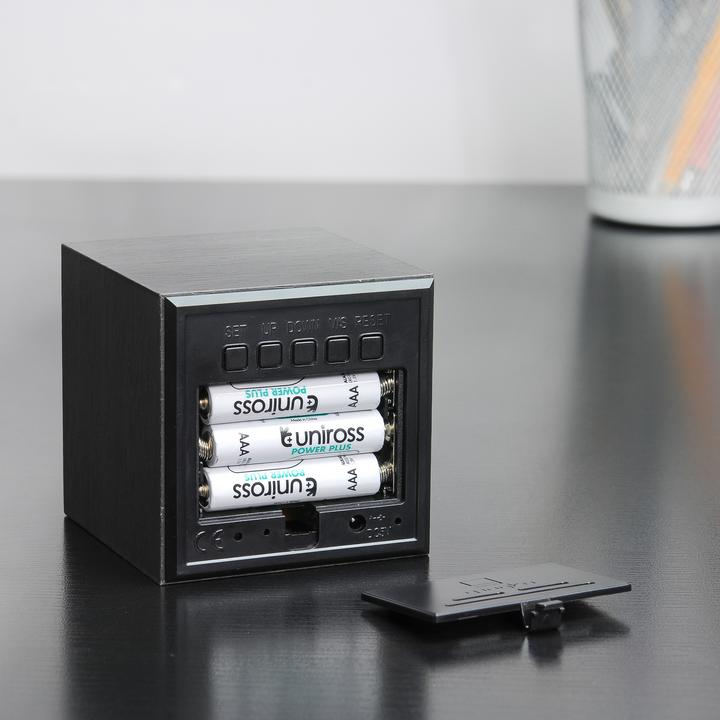 Actual product image Gingko click clock