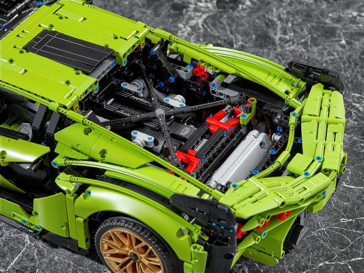 Actual product image LEGO Lamborghini Sián FKP 37 (42115, LEGO Technic, LEGO Rare Sets)