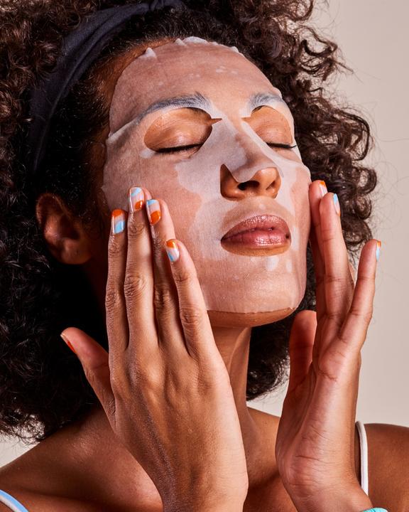 Immagine prodotto Iroha Nature Natura - Maschera per il viso in tessuto che illumina (20 ml)