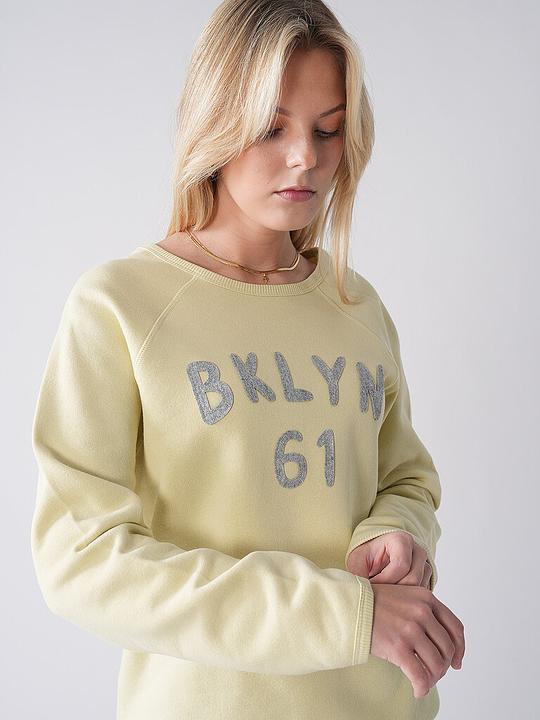 Actual product image Penn Sweater (S)