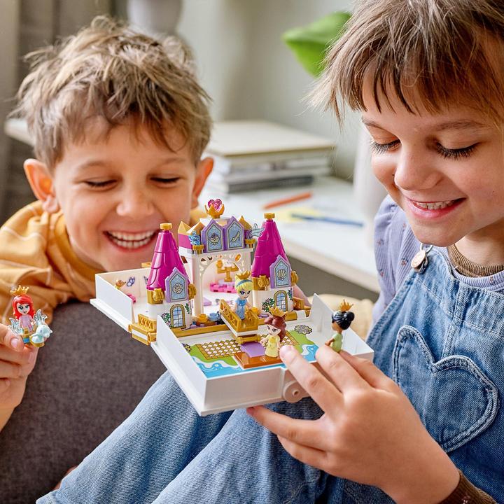 Actual product image LEGO Storybook Adventures with Arielle, Belle, Cinderella and Tiana (43193, LEGO Disney)