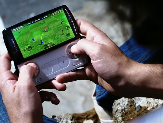 Actual product image Sony Ericsson Xperia PLAY - Black (400 GB, 4", 5 Mpx, 3G)