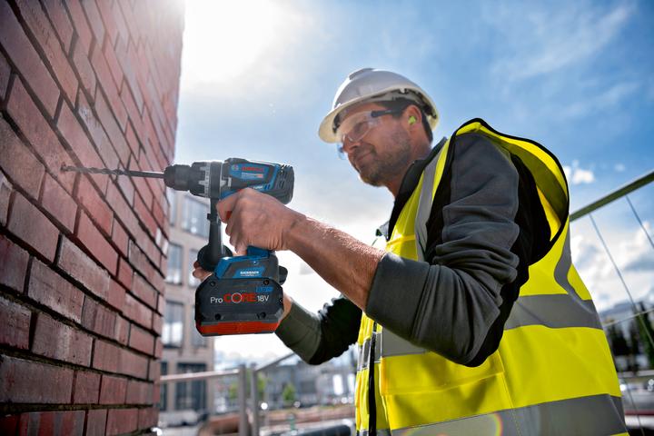 Produktbild Bosch Professional GSB 18V-150 C (Akkubetrieb)