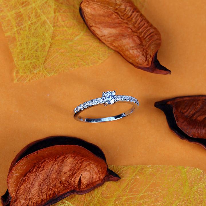 Produktbild La Petite Story Charming silver ring with zircons Silver LPS03AWV050 - Circuit: 56 mm (56, 925 Silber)