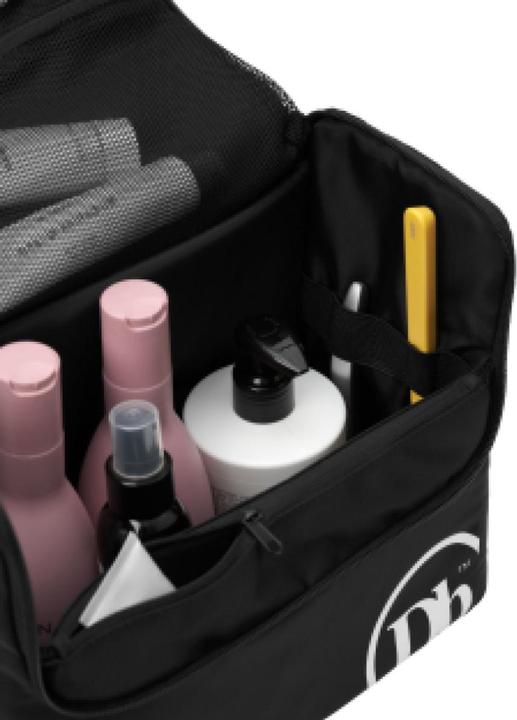 Actual product image D_b_ The AEssential M Wash Bag Black Out (10 l)