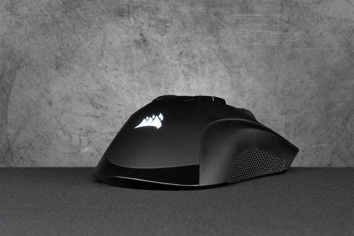 Actual product image Corsair Ironclaw (Wireless)