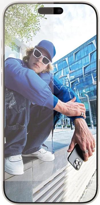 Produktbild PanzerGlass Classic Fit (1 Stück, Apple iPhone 16 Pro Max)