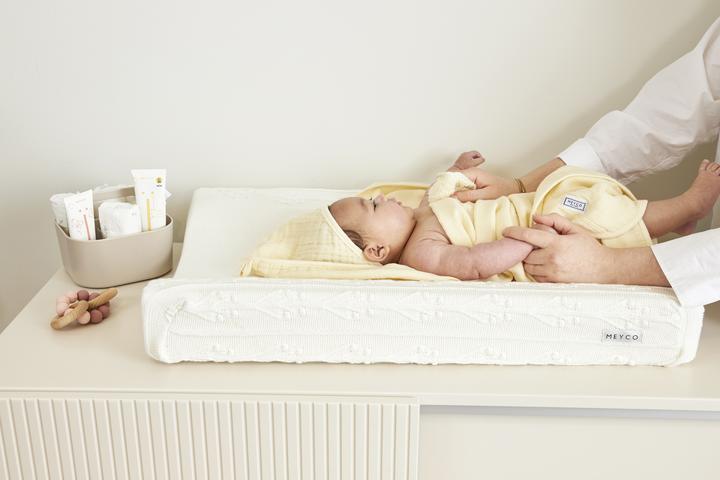 Image du produit Meyco Housse pour matelas à langer Romantic Flower - blanc cassé - 50x70cm (50 x 70 cm)