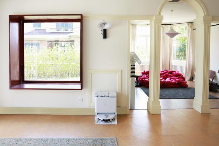 Actual product image EZVIZ RS20 Pro (Vacuum mopping robot)