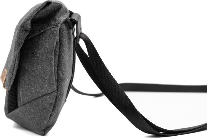 Image du produit Peak Design Pochette de terrain v2 (Sacoche de hanche pour appareil photo, Sac à bandoulière pour appareil photo, 3 l)