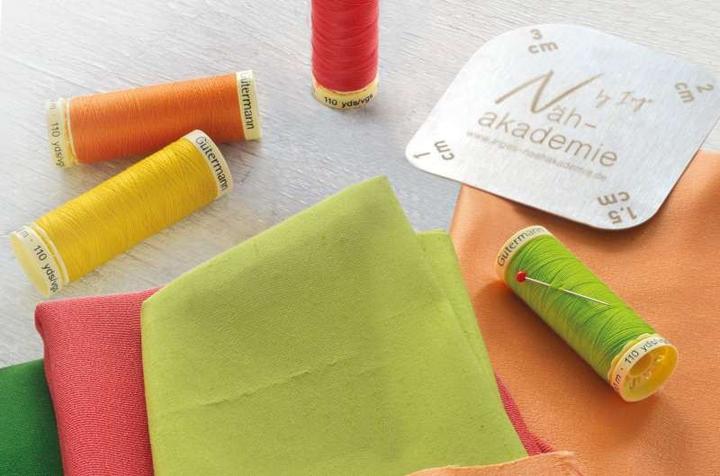 Image du produit Gütermann Tous les couturiers (100 m)