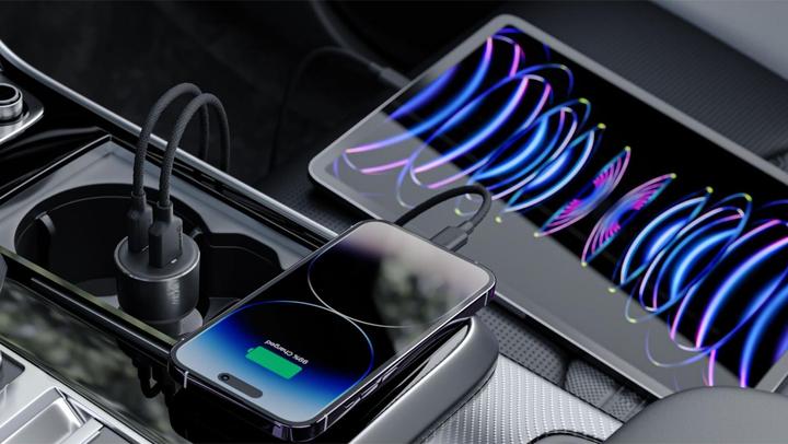 Actual product image Alogic Positioner car 100W USB-C+USB-A +USB-C to USB-A cable