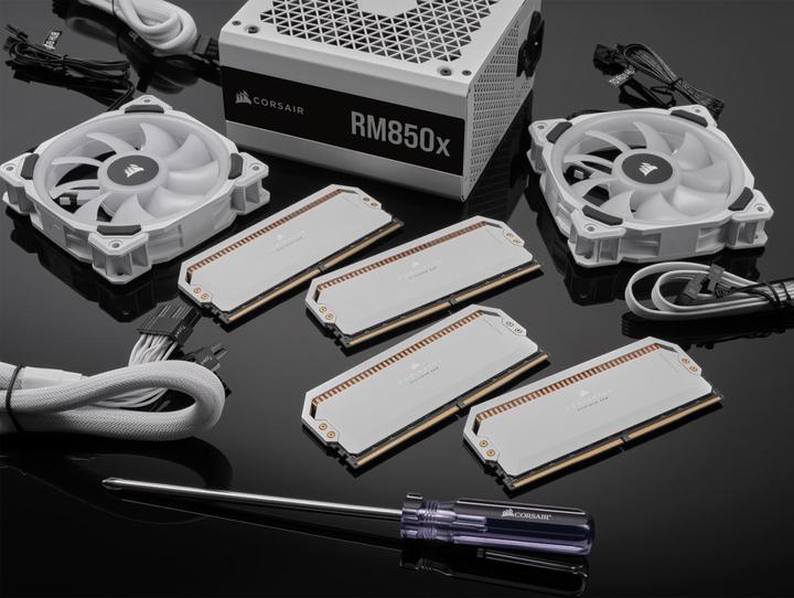 Actual product image Corsair Dominator Platinum RGB (2 x 16GB, 5600 MHz, DDR5 RAM, DIMM)
