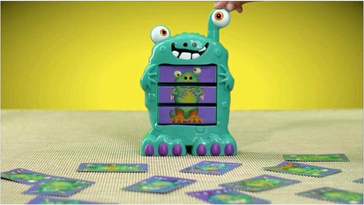 Actual product image Schmidt Spiele Monster Hunter (German)
