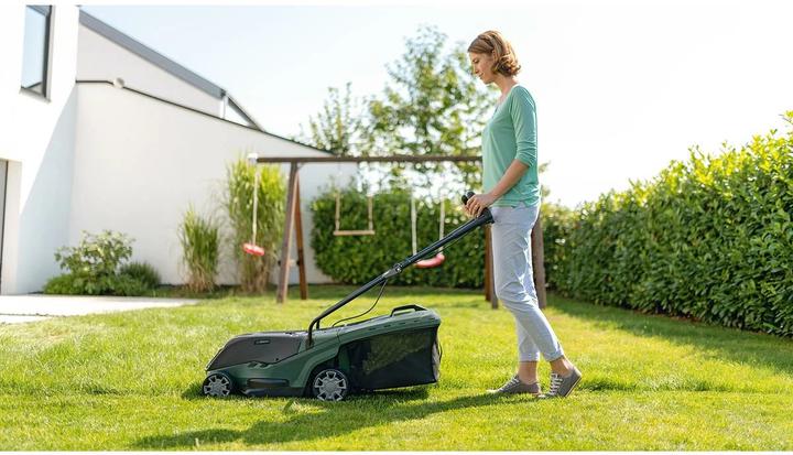 Actual product image Bosch Home & Garden Universal Rotak 36-560 (Rechargeable battery operated)