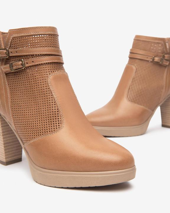 Actual product image Nero Giardini Stiefelette (41)