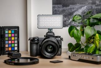 Immagine prodotto Newell RGB-W Rangha Mini LED Lamp for Studio, Home, Outdoor Photos, Travel