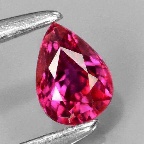 Immagine prodotto Hermex Anello Eye of Providence placcato in argento con gemma spinello e rubino - Taglia 59 / Taglia 9 (9)