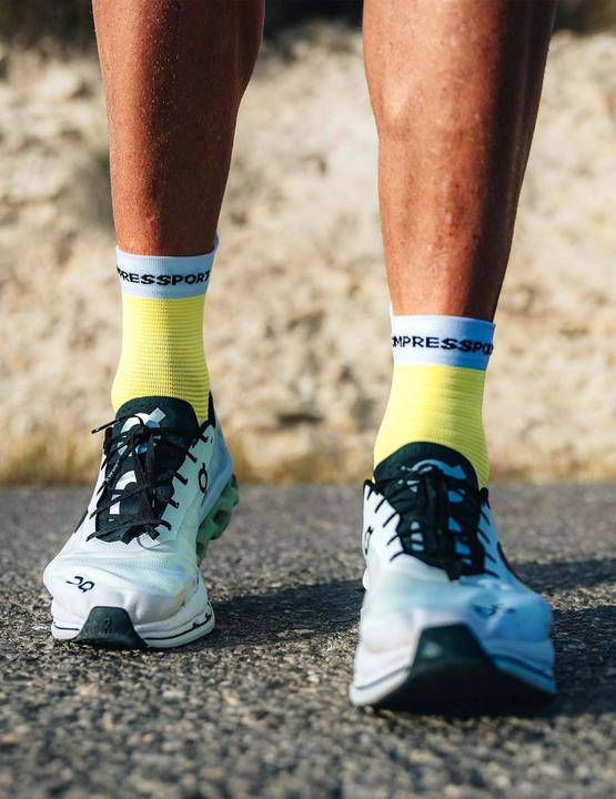 Produktbild Compressport Pro Racing Socks v4.0 Run High (45 - 48)