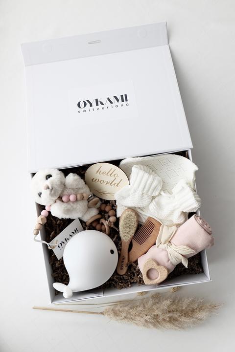 Actual product image Oykami Baby Geschenkbox Rosa "Paris" Robbe Weiss