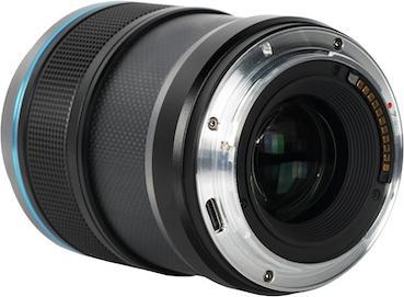 Actual product image Sirui Sniper AS-2S-XB 16mm & 75mm F1.2 APS-C/S35 Auto-Focus Lens(X Mount, Black, Carbon Fibre) (C-mount, APS-C / DX)