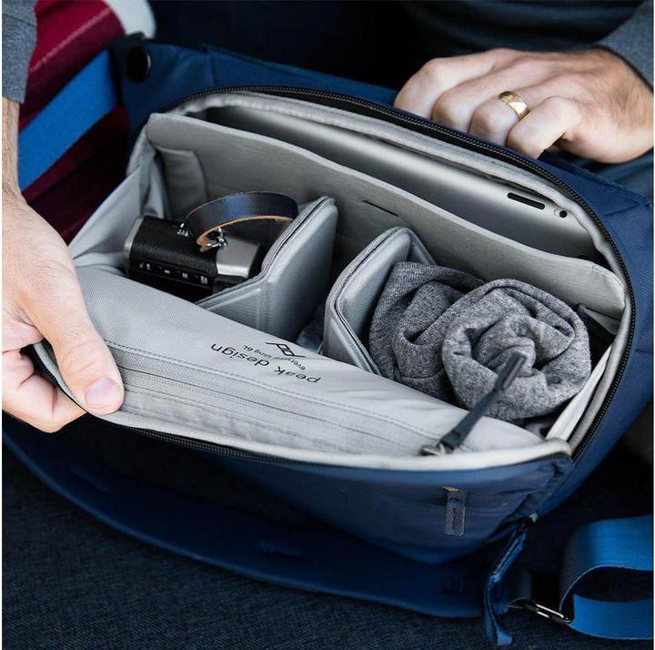 Actual product image Peak Design Everyday Sling v2 (Camera shoulder bag, 6 l)