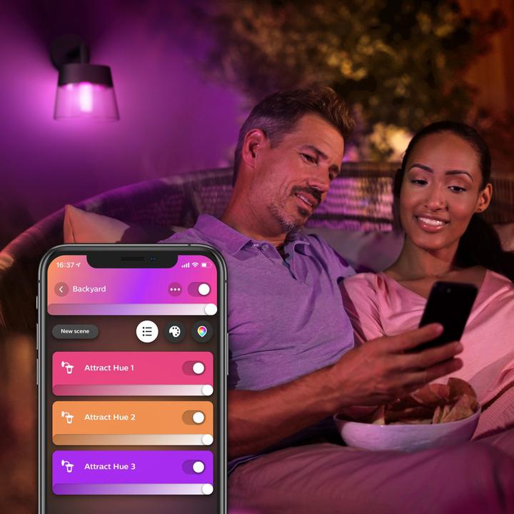 Actual product image Philips Hue Attract Base (600 lm)
