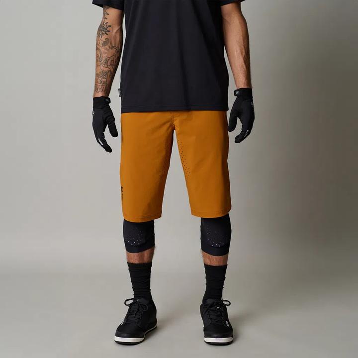 Actual product image ION Bike Shorts Ionic LT (M)