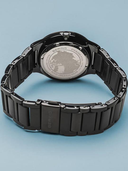 Actual product image Bering Classic (Analogue wristwatch, 40 mm)