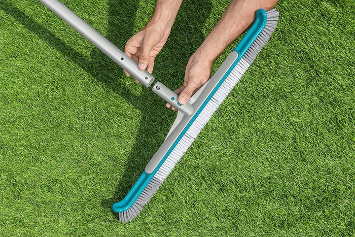 Produktbild Bestway Poolbesen AquaBroom™ Deluxe für ® Teleskopstange 63,5 x 12,2 x 12,1 cm