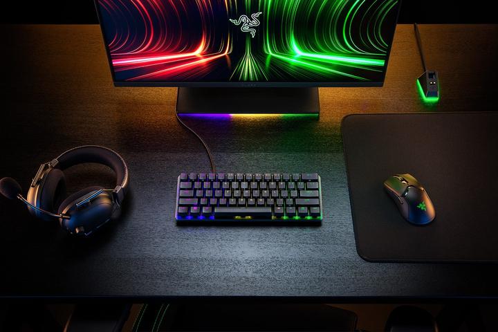 Actual product image Razer Huntsman Mini (DE, Cable)
