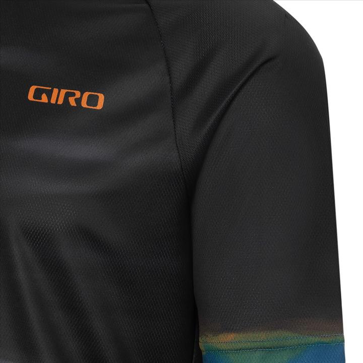 Actual product image Giro M Roust Jersey (L)