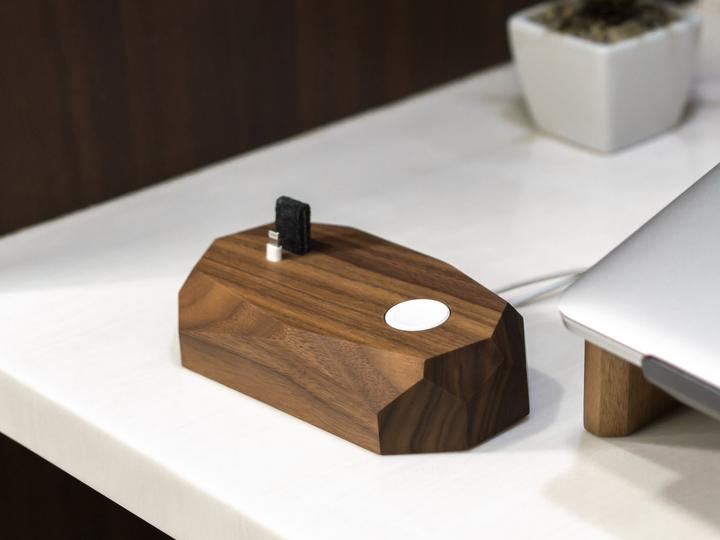 Immagine prodotto Oakywood Combo Dock - Stazione di attracco in legno - Lightning